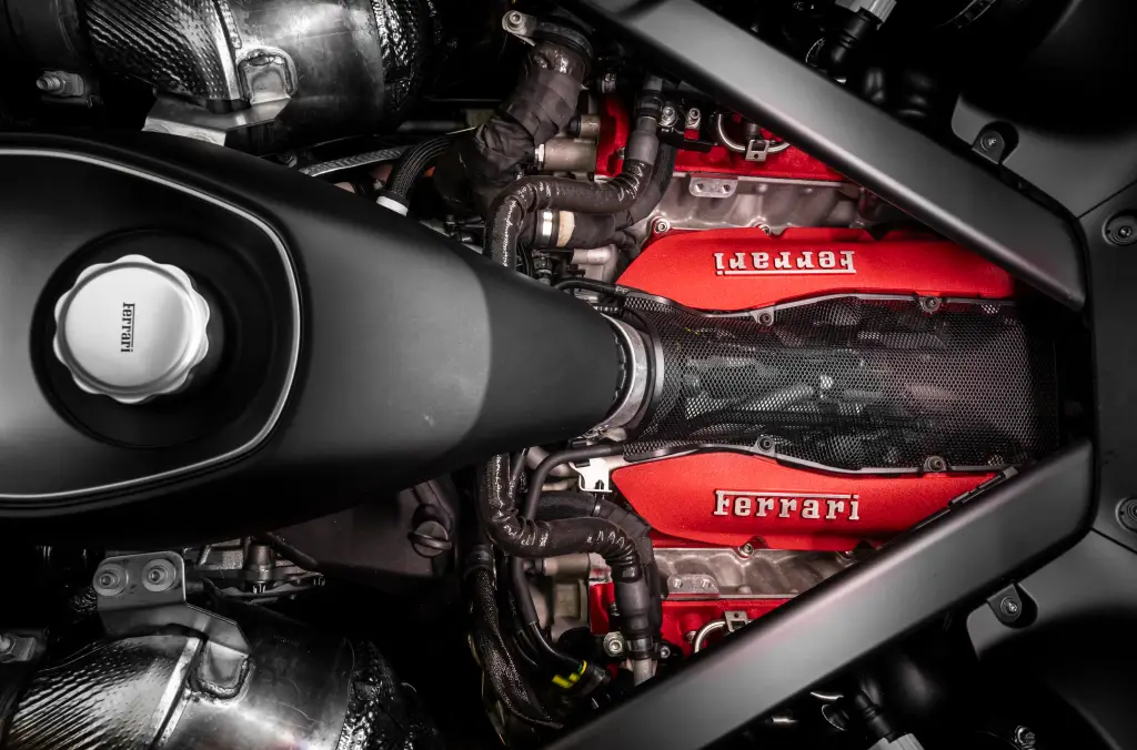 Detalhes mecânicos da Ferrari 849 Testarossa