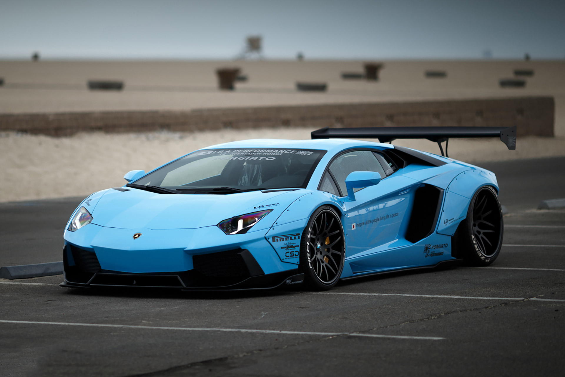 Liberty Walk Lamborghini Aventador